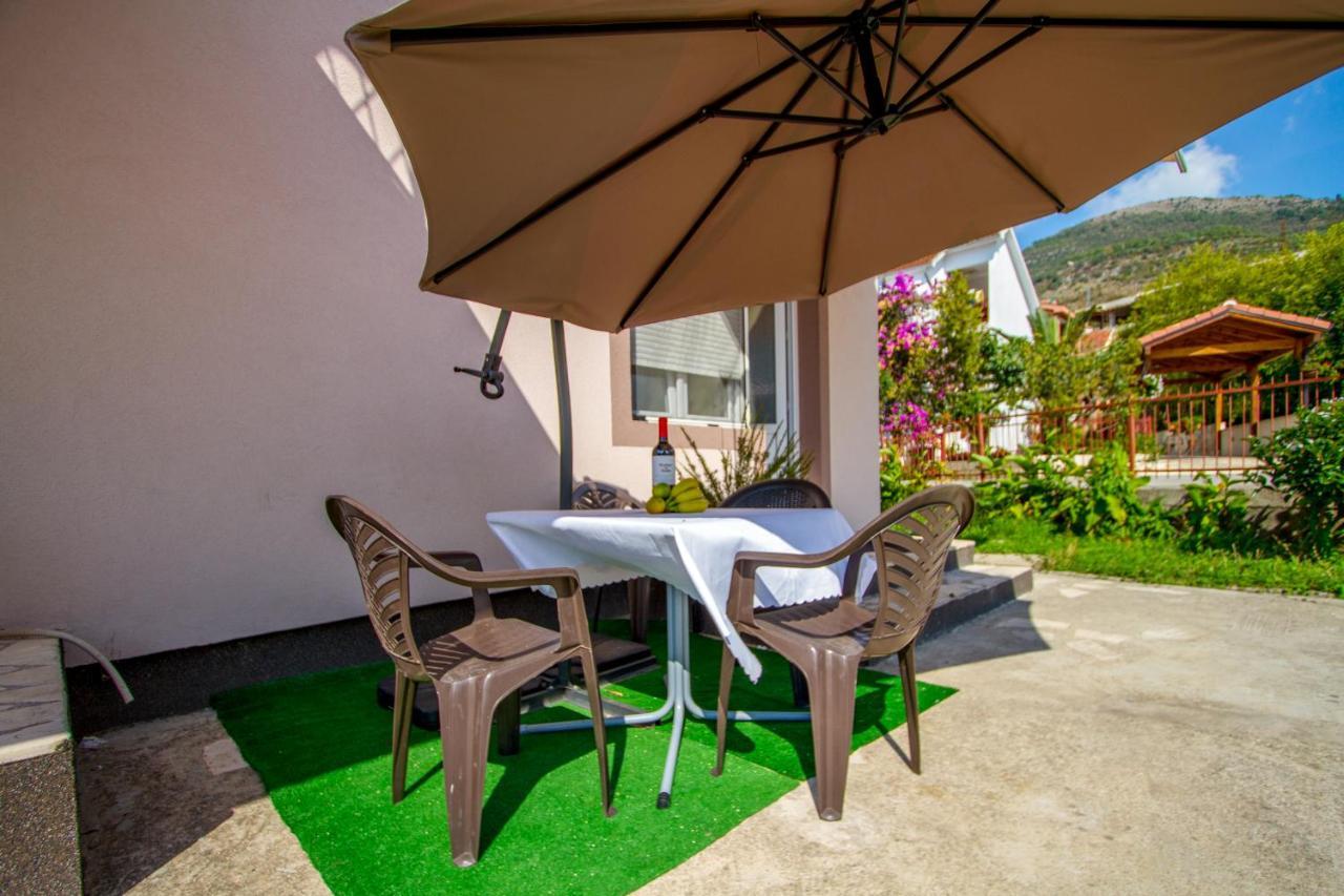 Belane Apartments 蒂瓦特 外观 照片