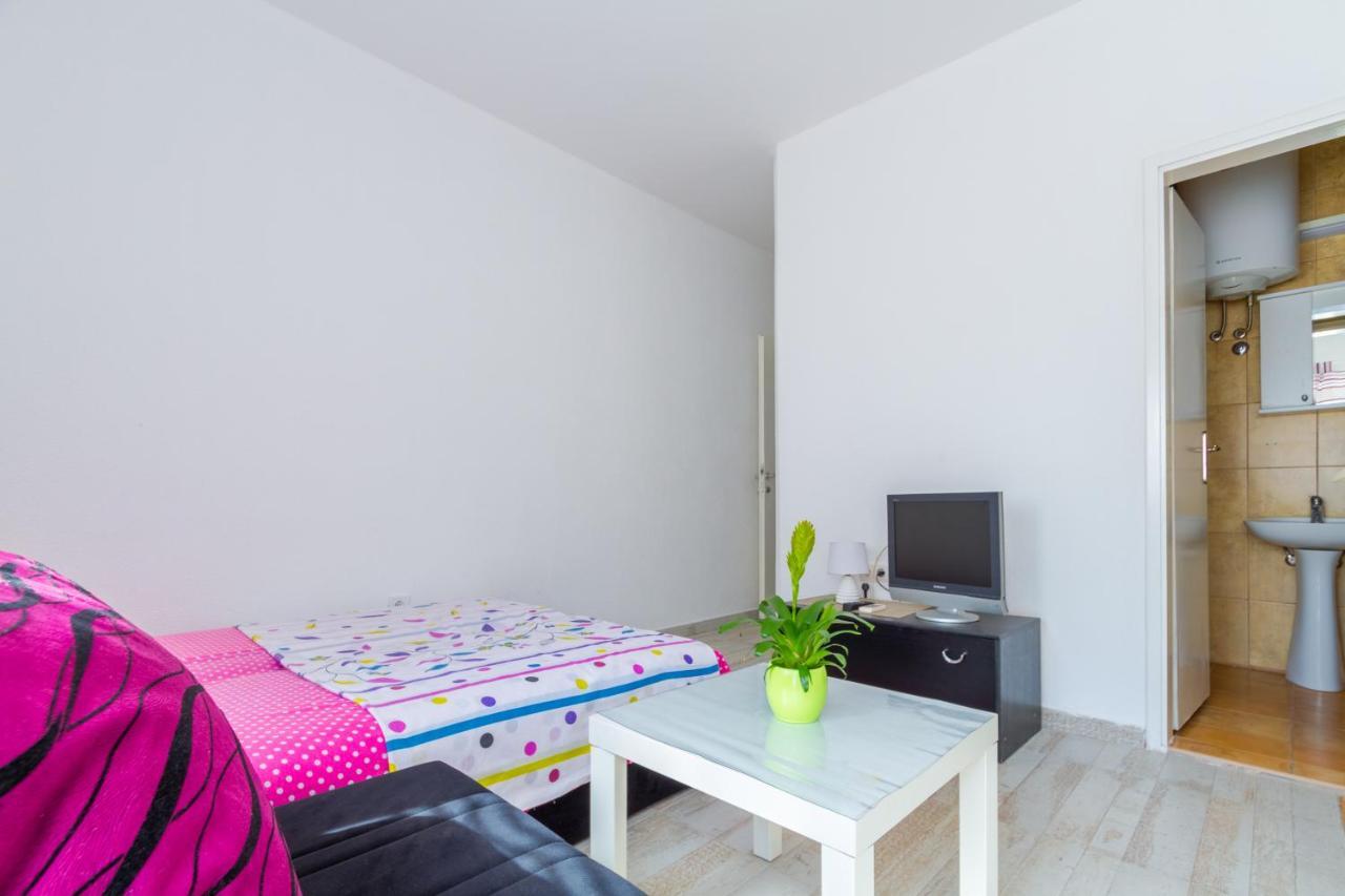 Belane Apartments 蒂瓦特 外观 照片