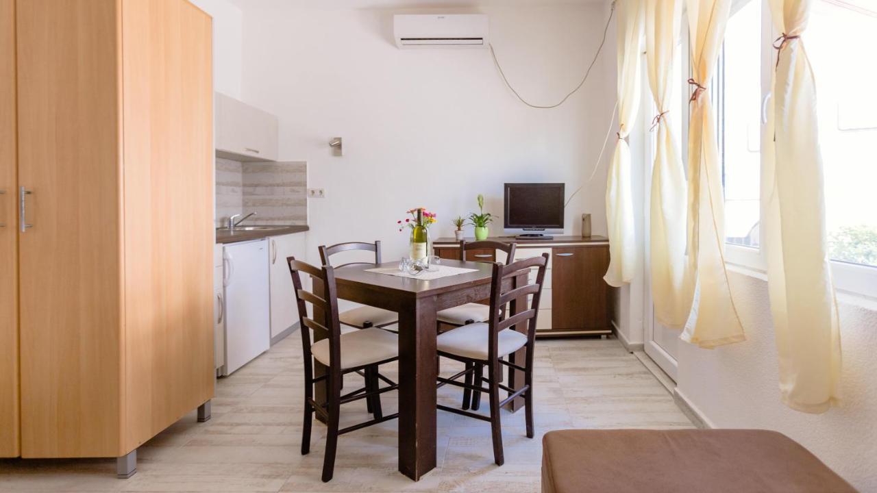 Belane Apartments 蒂瓦特 外观 照片